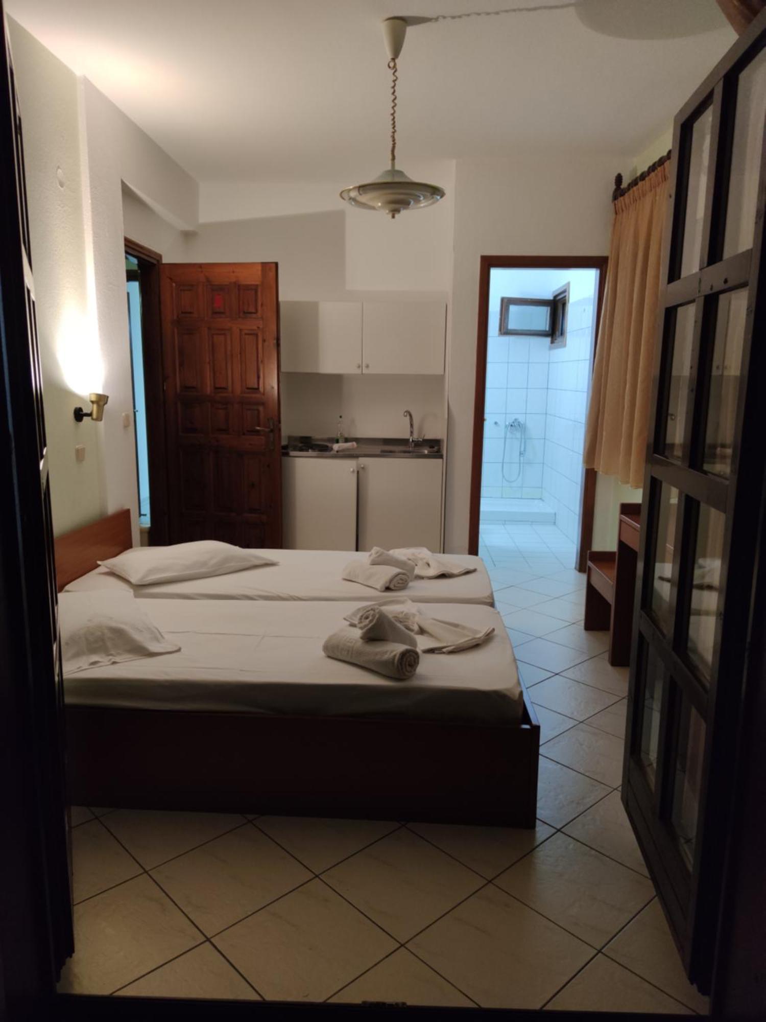 Villa Thomi Skala Rachoni  Ngoại thất bức ảnh