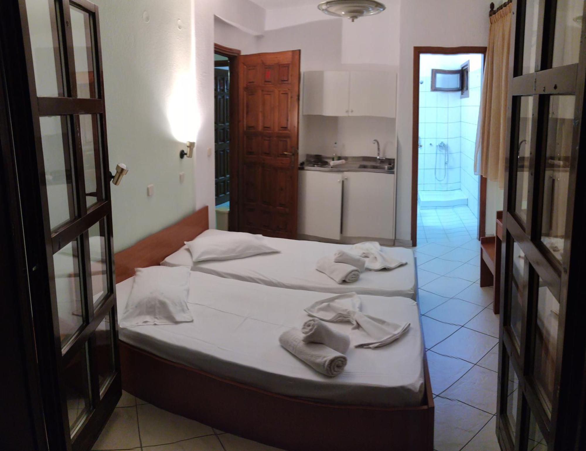 Villa Thomi Skala Rachoni  Ngoại thất bức ảnh