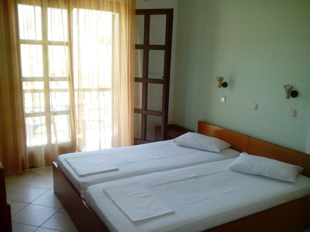 Villa Thomi Skala Rachoni  Ngoại thất bức ảnh