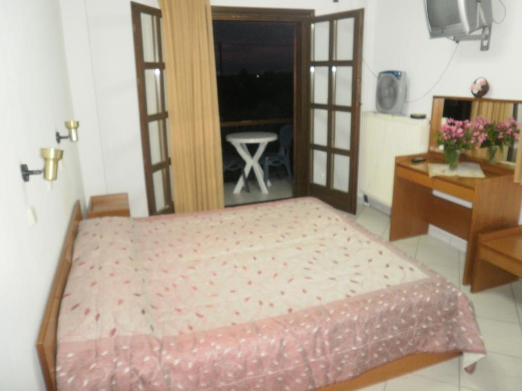 Villa Thomi Skala Rachoni  Ngoại thất bức ảnh